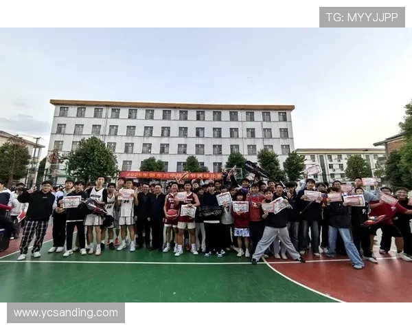 以篮球精神凝聚青春力量共筑团结梦想点燃激情赛场风采