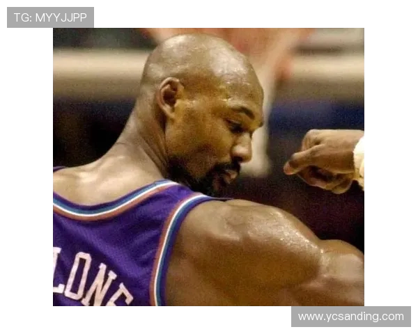 卡尔·马龙的篮球传奇与影响力分析从个人成就到团队贡献的深度解读