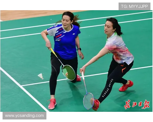 广州羽毛球队在城市联赛中的默契配合与战术分析