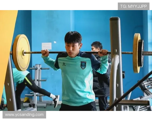 南通支云全力冲击新赛季目标展现球队凝聚力与城市足球精神